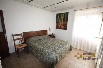 Completely restored stone house with small garden for sale. Img5