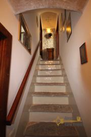 Completely restored stone house with small garden for sale. Img3