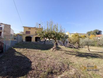 Detached country villa with terrace and 2000 sqm of garden. Img56