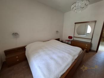 Detached country villa with terrace and 2000 sqm of garden. Img21