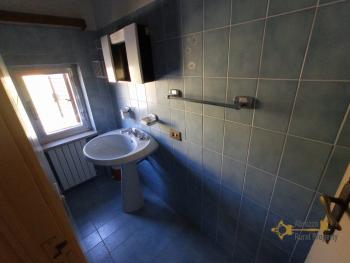 Detached country villa with terrace and 2000 sqm of garden. Img30