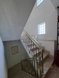 Detached country villa with terrace and 2000 sqm of garden. Img25