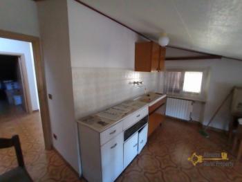 Detached country villa with terrace and 2000 sqm of garden. Img32