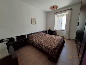 Detached country villa with terrace and 2000 sqm of garden. Img17