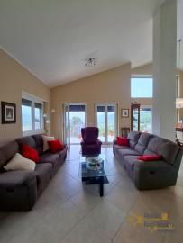 Fabulous villa in perfect conditions with panoramic terrace, lake view and garden. Pietraferrazzana Img27