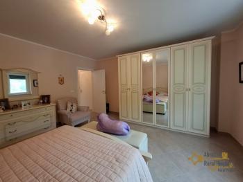 Fabulous villa in perfect conditions with panoramic terrace, lake view and garden. Pietraferrazzana Img53