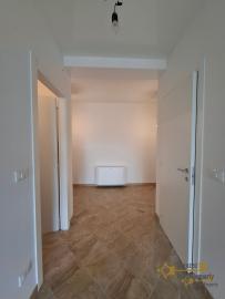 Fabulous villa in perfect conditions with panoramic terrace, lake view and garden. Pietraferrazzana Img79