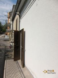 Habitable two bedrooms townhouse for sale in Casalanguida. Img16